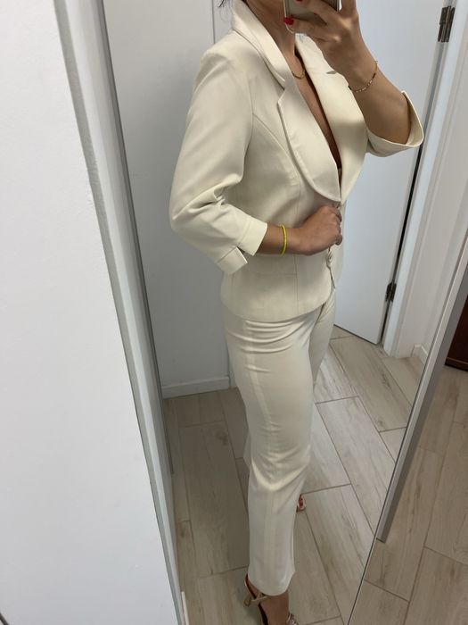 Costum elegant M
