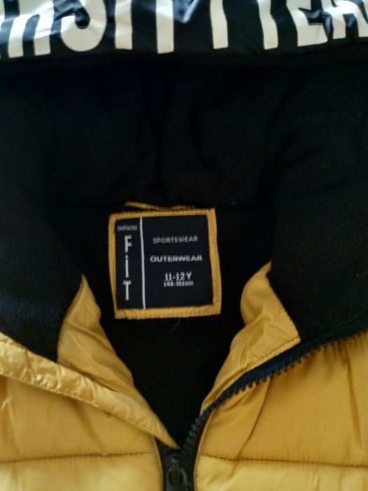 Geacă  DeFacto mărimea 152