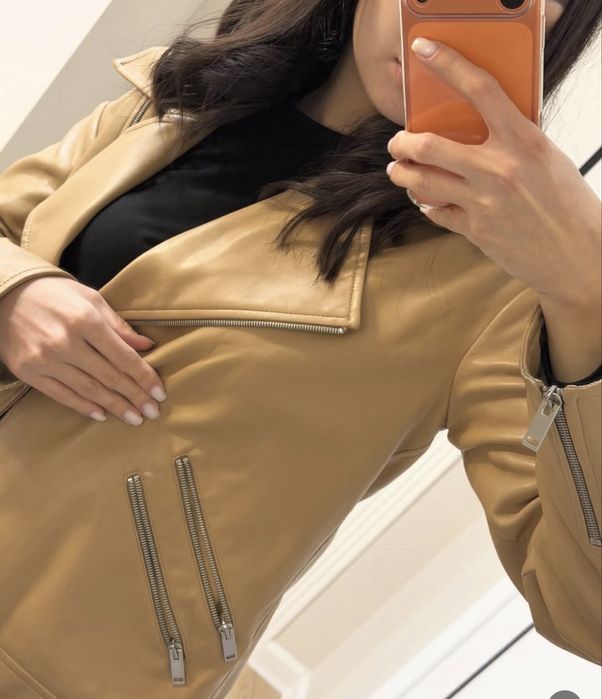 Кожаная куртка lichi