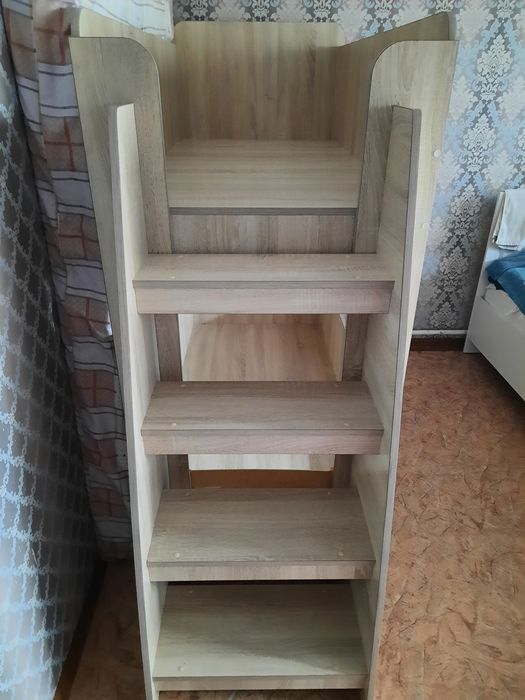 детская двухъярустная кровать