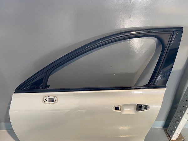 Usa stanga fata VOLVO V60 V60 Cross Country 32351558