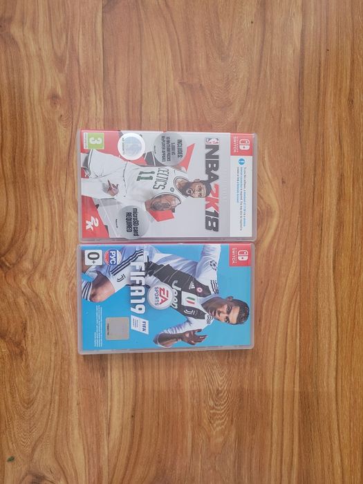 Nintendo switch + 2 игры