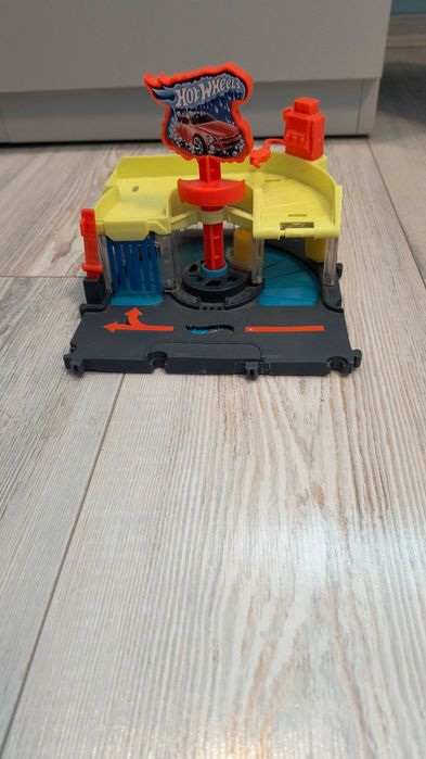 Hot wheels писти
