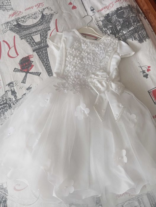 Нарядное детское платье