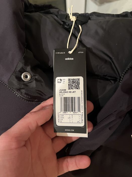 Яке и анцуг на адидас