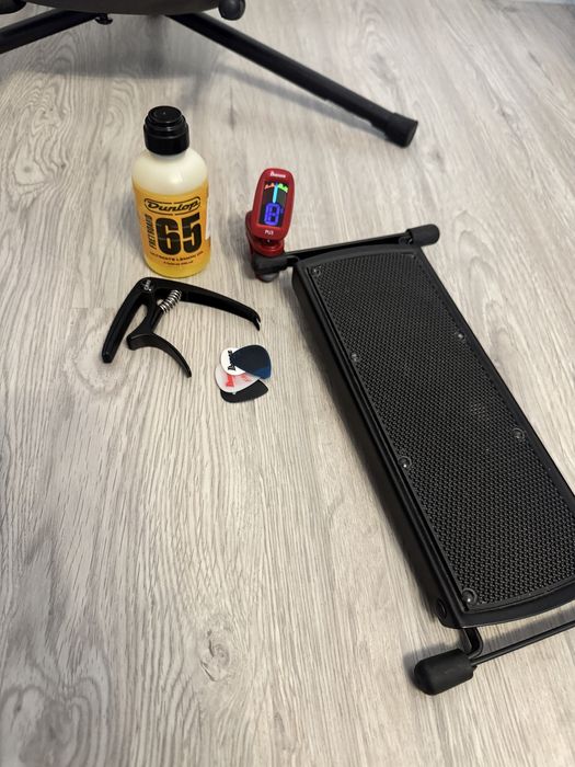 Set chitara electrica Harley Benton R446 cu amplificator si accesorii