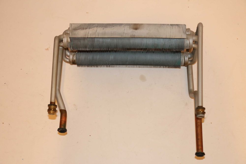 Schimbator de caldura bitermic centrala Ferroli DomiCompact F24D F30D