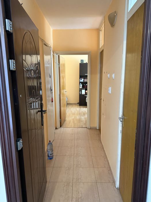 Vând Garsonieră decomandă Dristor metrou