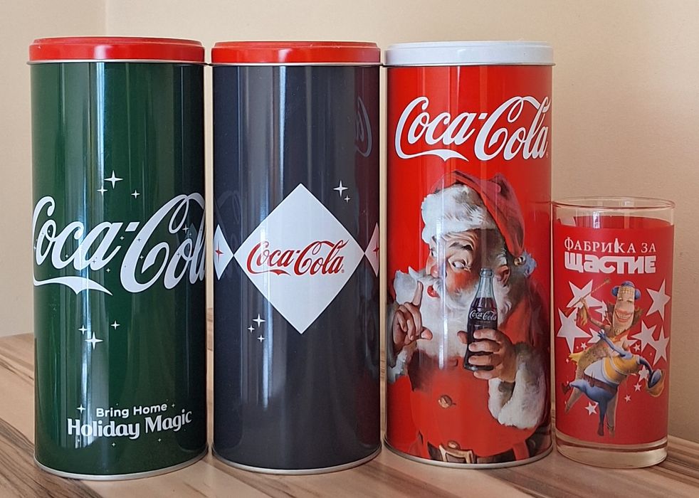 3 кутии от Кока кола + чаша