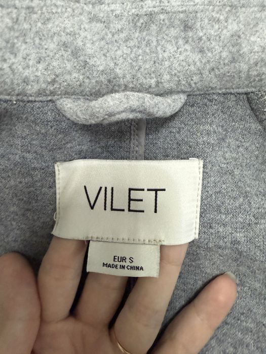 Пальто осеннее vilet