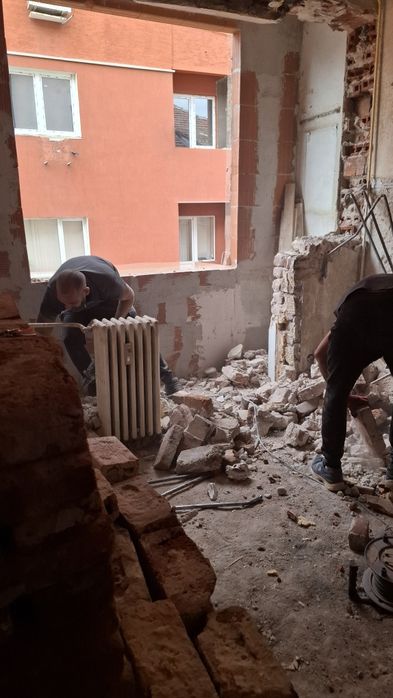 Кърти чисти извозва