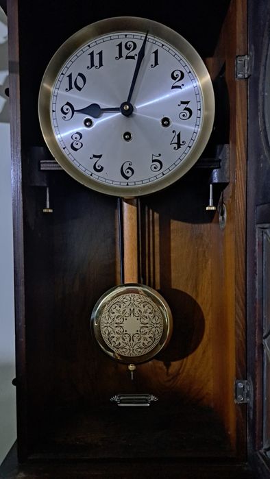 Pendulă de perete lemn