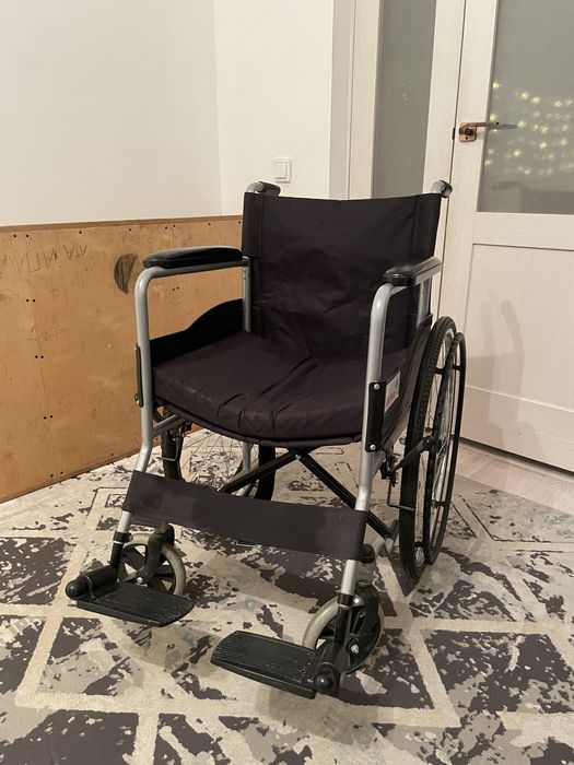 Инвалидная коляска