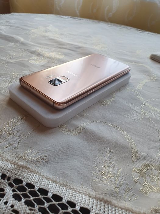 Vând Samsung Galaxy S9 Color Sunrise Gold Ca Nou