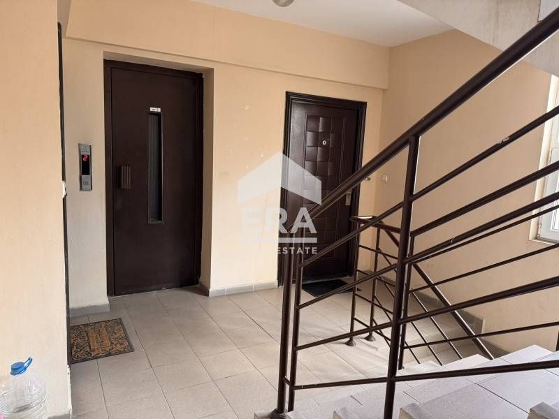 Само в ЕРА! Обзаведен едностаен апартамент за под наем в предпочитанат