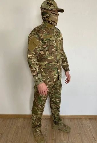Продам тактическую форма в полном комплекте