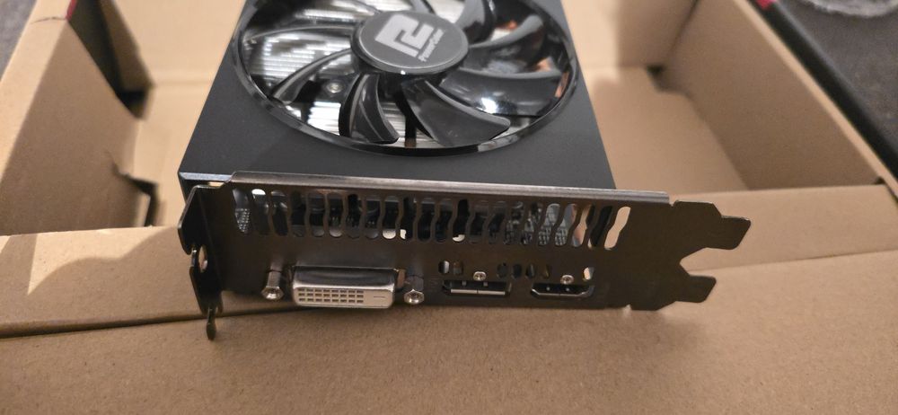 Placa Video Amd Powercolor Ati 5500XT 8GB OC GDDR6