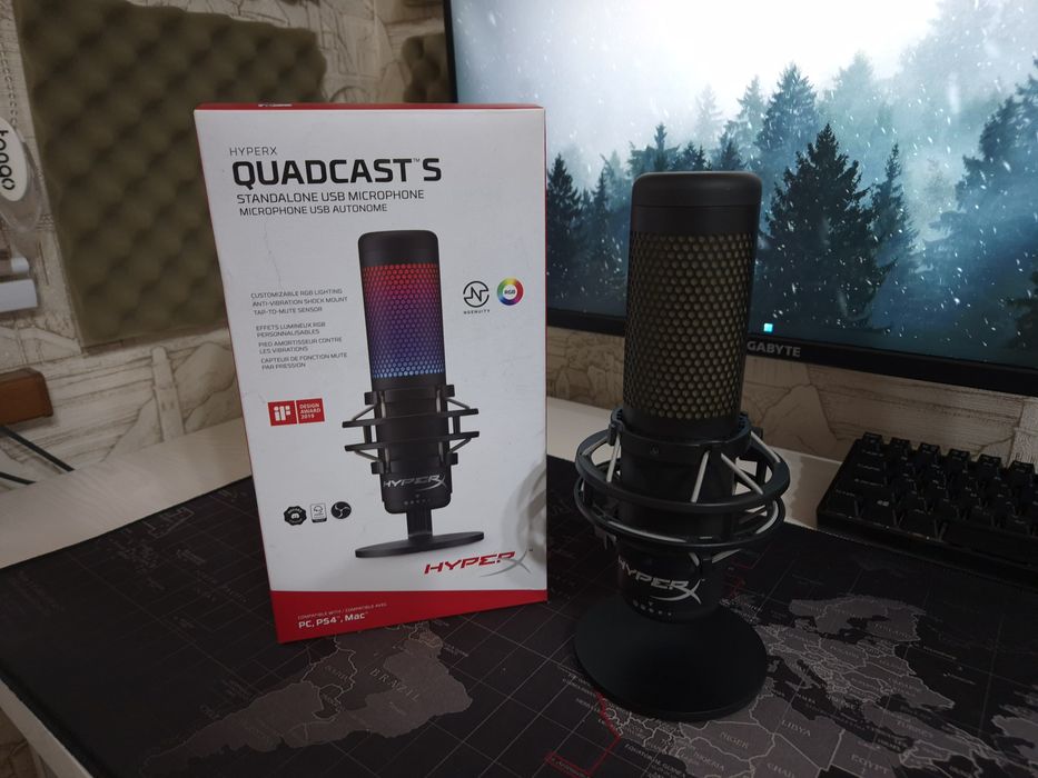 Микрофон HyperX QuadCast S