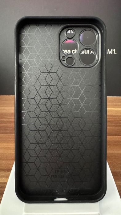 Husă slim pentru iPhone 13 Pro Max