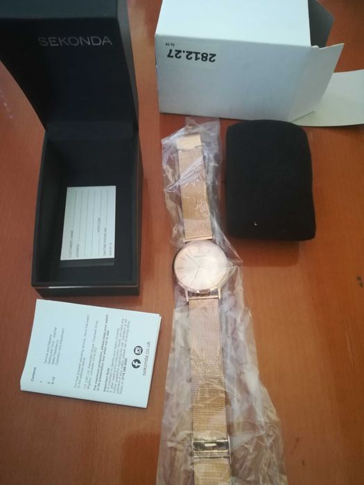 Дамски ръчен часовник Sekonda