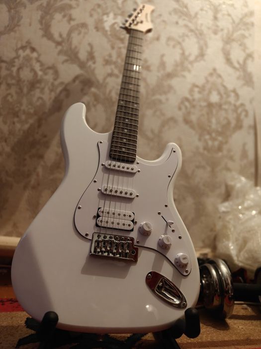 Электрогитара + комбоусилитель