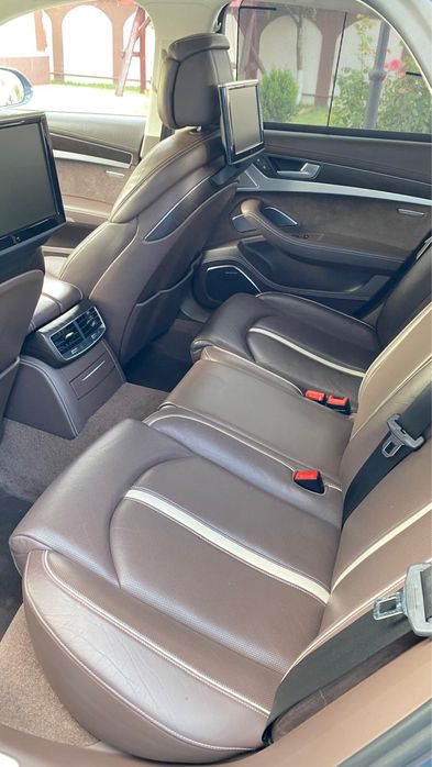 Vand audi a8 2017 sau schimb cu ceva mai nou