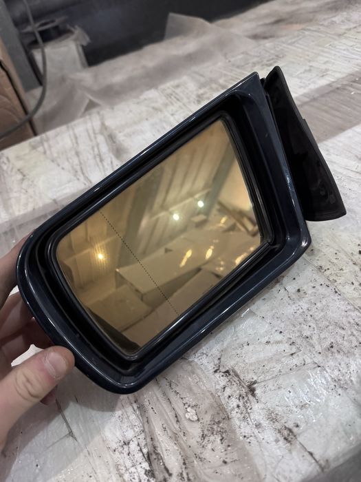 Левое зеркало w210