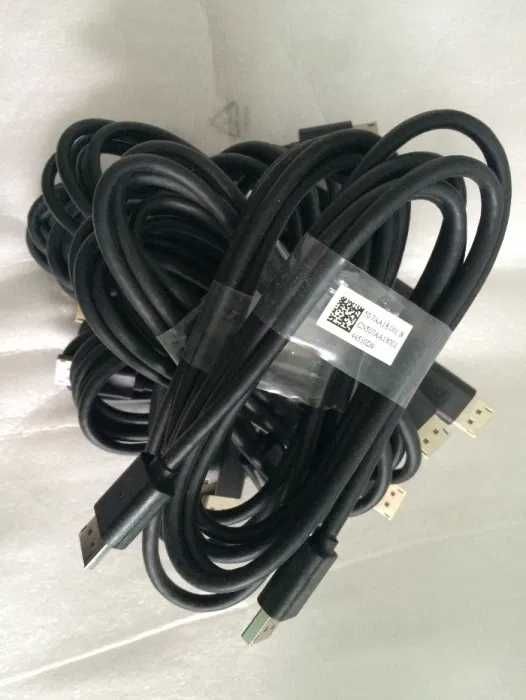 25 Cabluri displayport pana la 360 Hz 4K DELL (3840x2160) - 600 lei