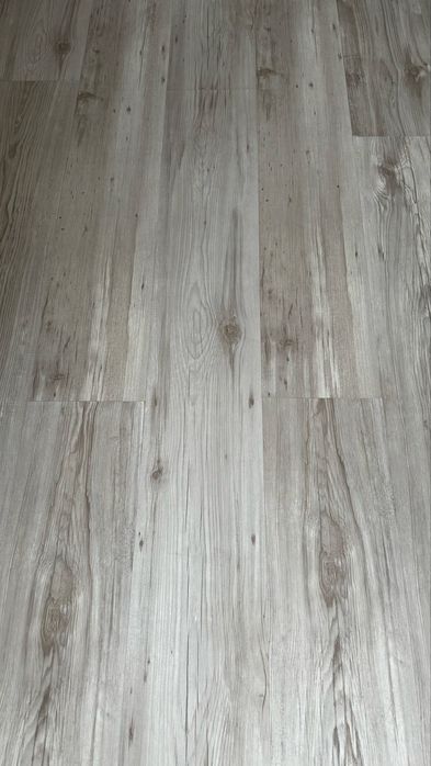 Parchet laminat folosit