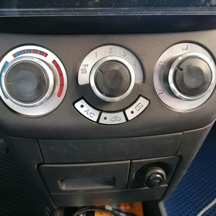 Продам  Равон р 3  акпп  Пробег 62000