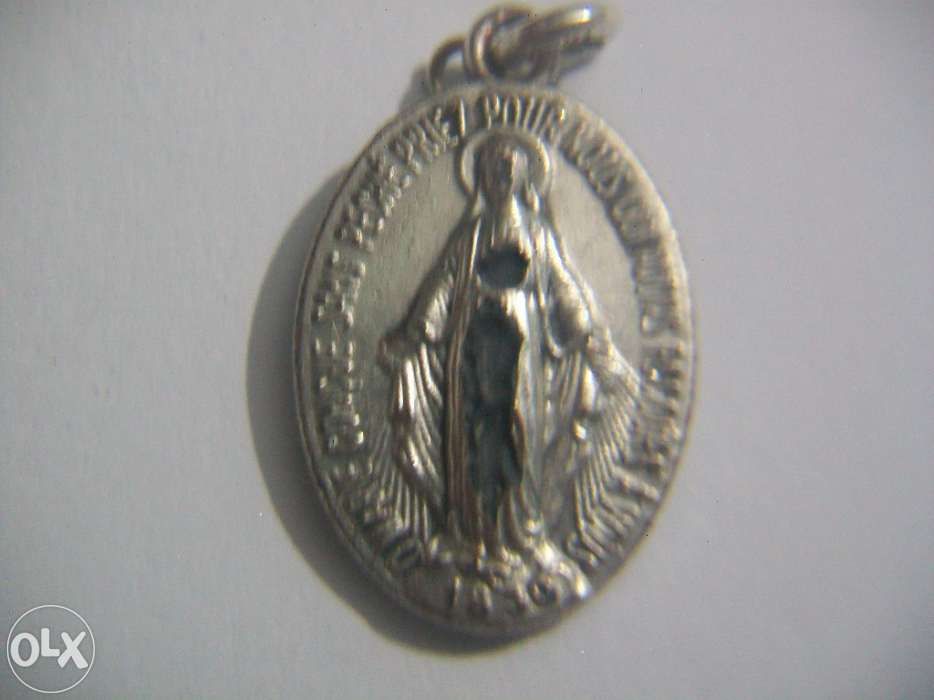 medalion vechi de argint