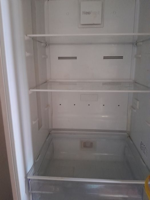 Продам холодильник за 10000