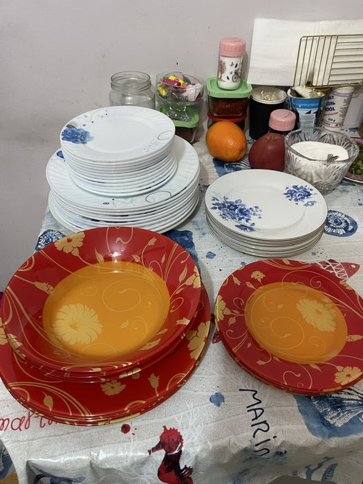 Тарелки посуда Срочно