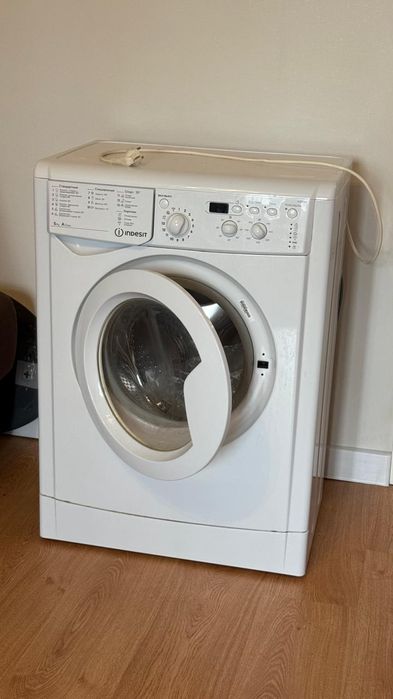 Продам стиральную машину