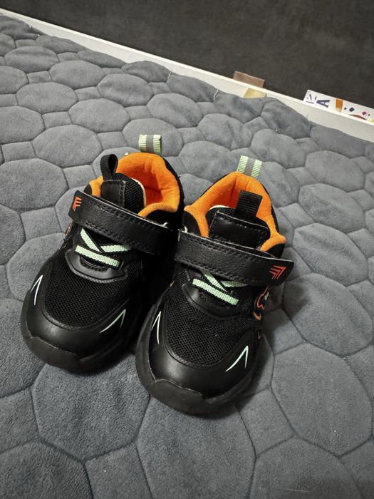 Обувь для мальчика 21-23 размеры