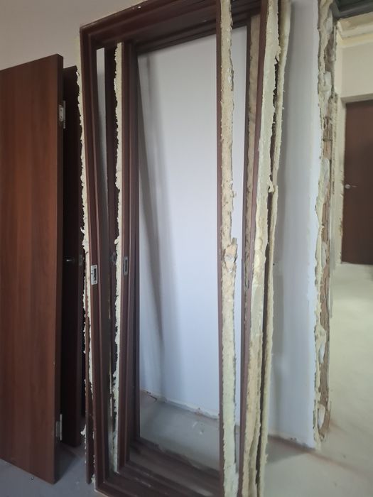 Продам срочно двери межкомнатные  б/у!