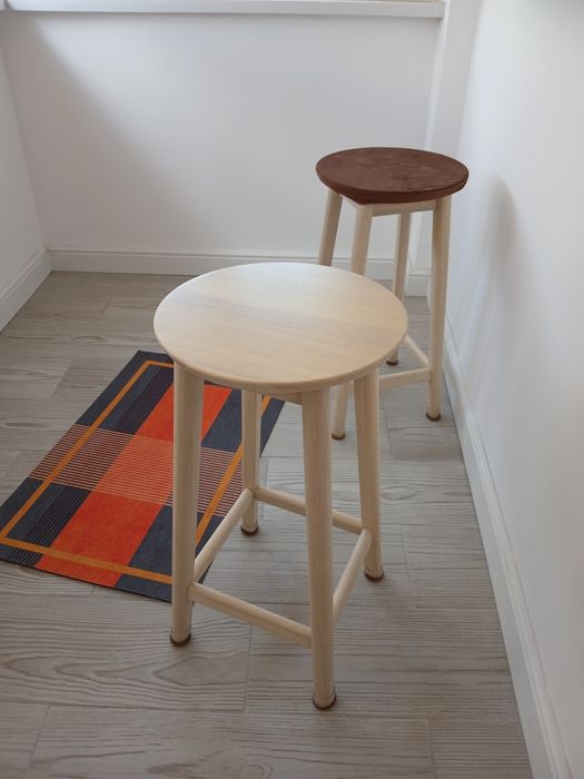 2 scaune bar noi ,impecabile