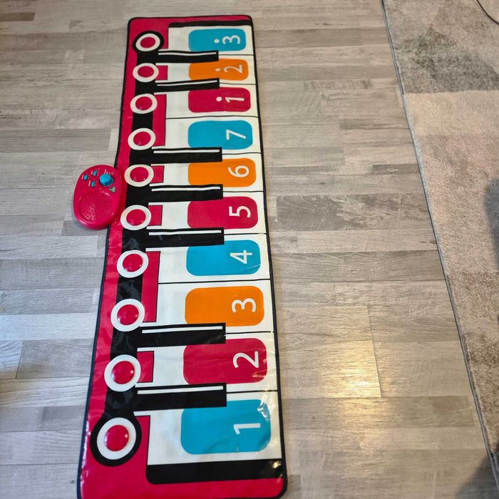 Pian gigant muzical interactiv ELC