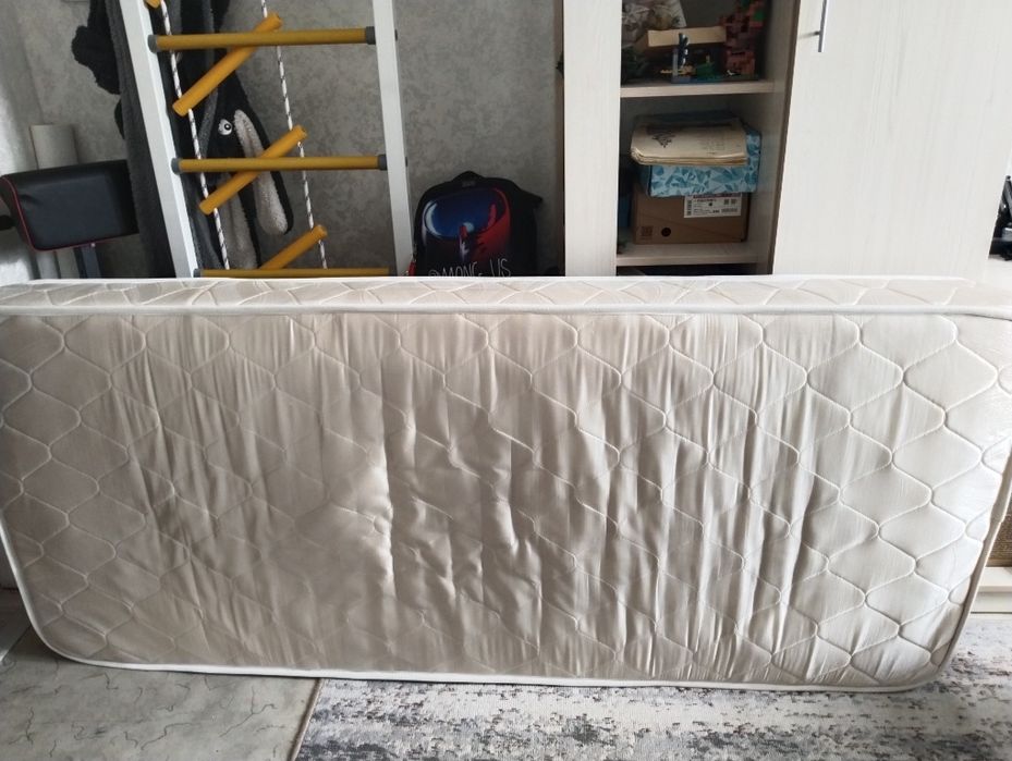 Продам матрас 80 на 190 см