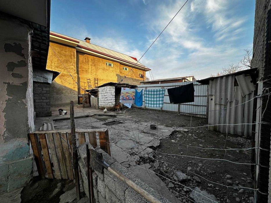 Продаётся участок 3.2 сотки возле аэропорта