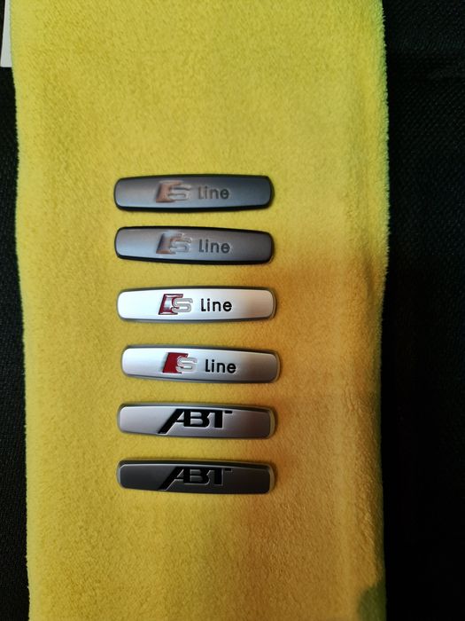 Емблема за седалки на Ауди