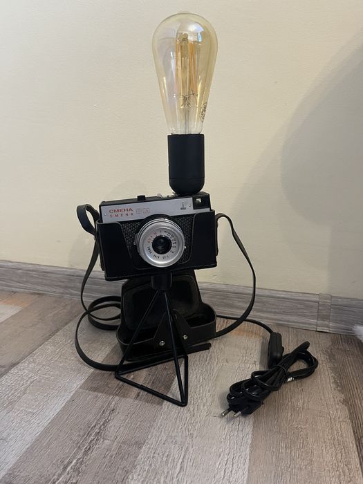 Настолна  лампа.