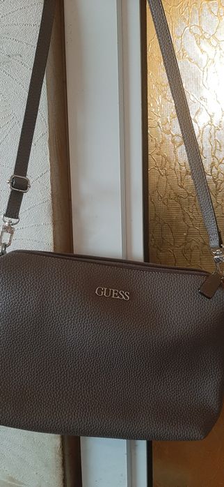 Нова чанта Guess