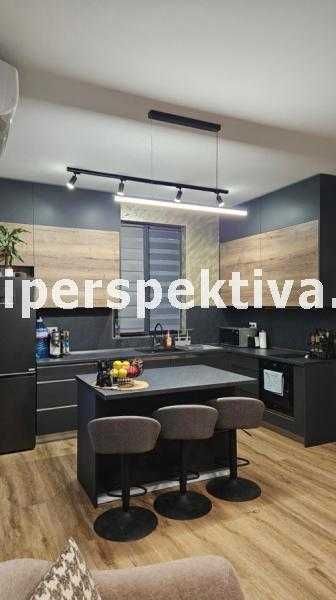 Продава се Къща в Пловдив, Беломорски - 144 кв.м за 2264 €/кв.м - Снимка #1