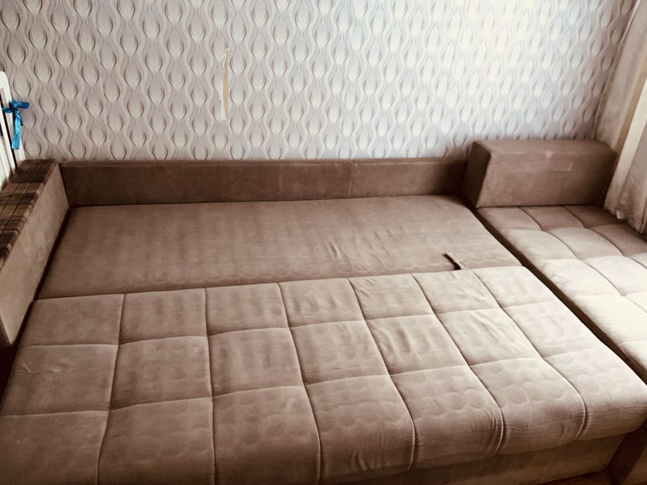 Диван каркасный, большой