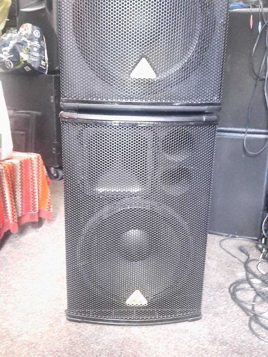 Boxe Behringer Eurolive