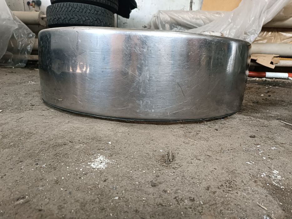 Продам колпак запаски