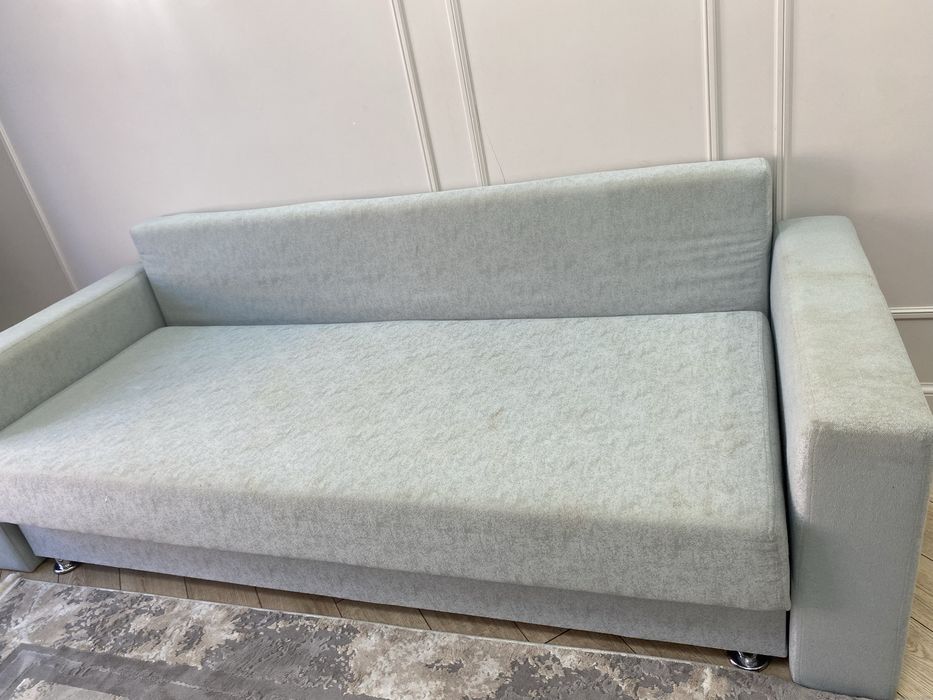 Диван раскладываемый
