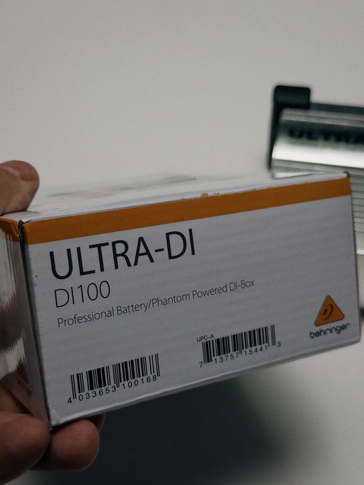 DI-бокс Behringer Ultra-DI DI100