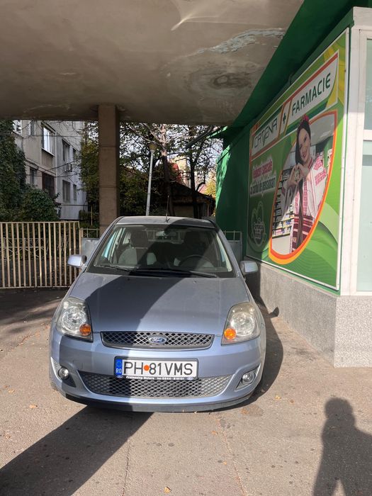 Vand Ford Fiesta Ghia 1.4DCI, unic proprietar